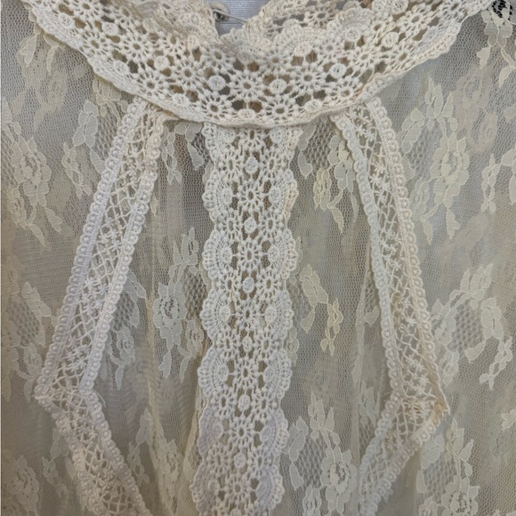 Wild Pearl Lace Ivory Blouse Large - Picture 2 of 6